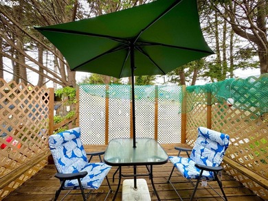 OCEAN PEAK, WALK-TO-THE-BEACH Coastal Retreat on .19 Acres - photo 39