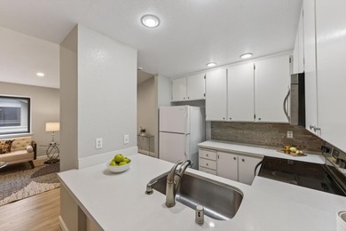 Centrally located in San Jose's Silicon Valley, walking distance - photo 10