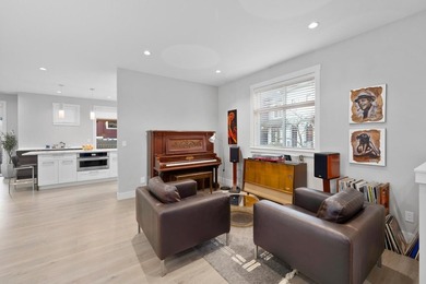 Open House Sun June 28 th 1-3 PM Quiet duplex style unit in the - photo 5
