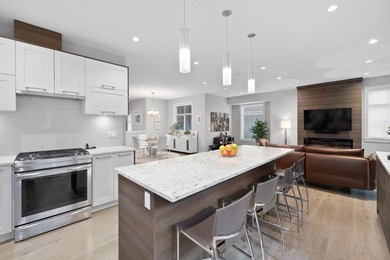 Open House Sun June 28 th 1-3 PM Quiet duplex style unit in the - photo 6
