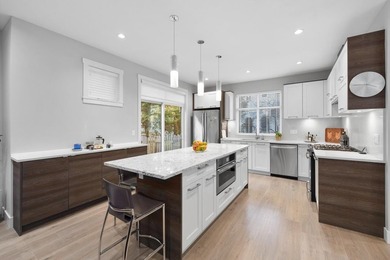 Open House Sun June 28 th 1-3 PM Quiet duplex style unit in the - photo 7
