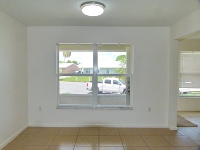 Charming CBS Home in King's Bay. Nestled in a vibrant and active - photo 6