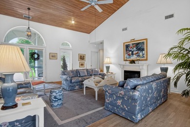 If you desire a home with charm, elegance and spacious rooms - photo 3