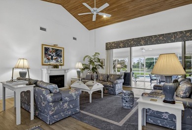 If you desire a home with charm, elegance and spacious rooms - photo 4
