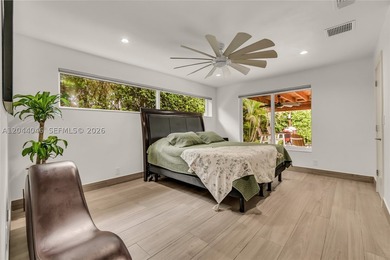 Beautifully renovated smart home in the desirable Coral Ridge - photo 15