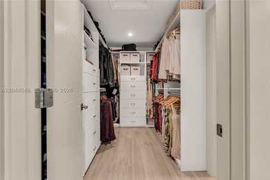 Beautifully renovated smart home in the desirable Coral Ridge - photo 16