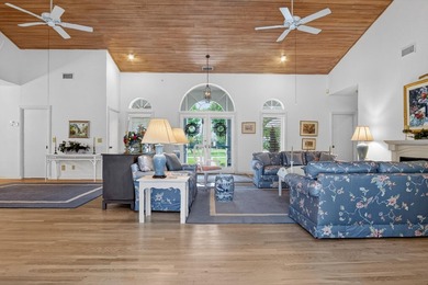 If you desire a home with charm, elegance and spacious rooms - photo 9