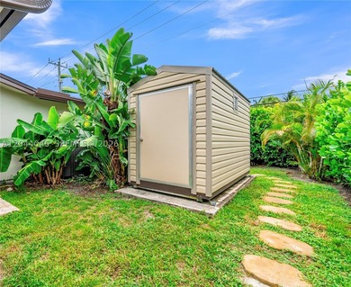 Beautifully renovated smart home in the desirable Coral Ridge - photo 29