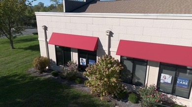 5,494 SF Office Building located on Bloomington's West-Side