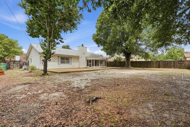 LOCATION - LOCATION - LOCATION! Close to both Military Bases and - photo 41