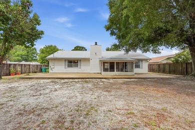 LOCATION - LOCATION - LOCATION! Close to both Military Bases and - photo 42