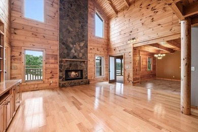 MAJESTIC LAKE HOME ON 1.95 ACRE LOT! This 3 bedroom 3.5 bath Tn - photo 17