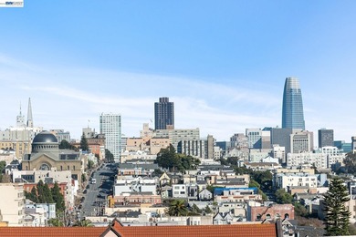 This light-drenched Pacific Heights junior one-bedroom corner - photo 24