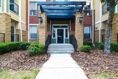 Move-In Ready 2-Bed/2-Bath Condo - Walking Distance to UF and UF - photo 4