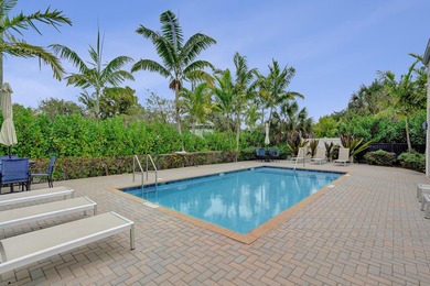Newer construction, built in 2022. Spacious open floor plan - photo 25