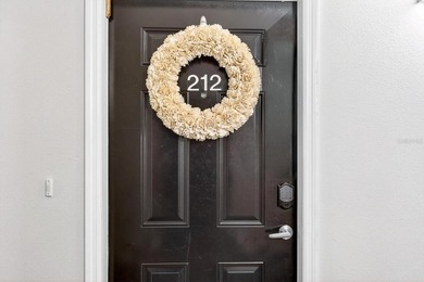 Move-In Ready 2-Bed/2-Bath Condo - Walking Distance to UF and UF - photo 6