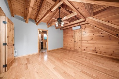 MAJESTIC LAKE HOME ON 1.95 ACRE LOT! This 3 bedroom 3.5 bath Tn - photo 26
