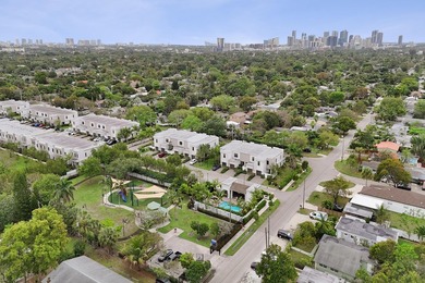 Newer construction, built in 2022. Spacious open floor plan - photo 27