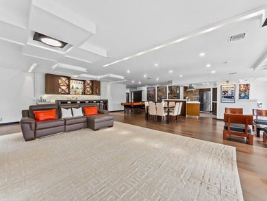 Experience the pinnacle of waterfront luxury in this exquisite - photo 7