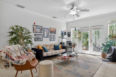Move-In Ready 2-Bed/2-Bath Condo - Walking Distance to UF and UF - photo 9