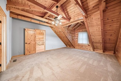 MAJESTIC LAKE HOME ON 1.95 ACRE LOT! This 3 bedroom 3.5 bath Tn - photo 34