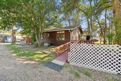 Enjoyable country town living on a small qul-de-sac. Welcome - photo 3