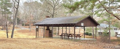 Waterfront ramp access and two picnic pavilions offer diverse - photo 6