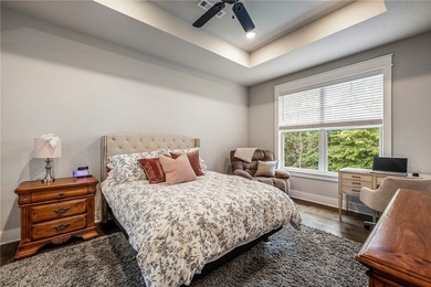 Built by renowned Dave Marrs Development, this stunning - photo 13