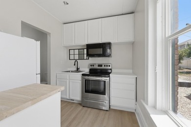Historic charm meets modern convenience in this unique property - photo 15