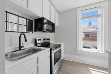 Historic charm meets modern convenience in this unique property - photo 17