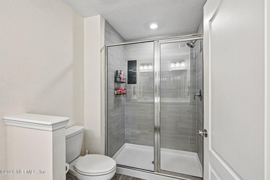Move right into this beautifully maintained, one-owner townhome - photo 19