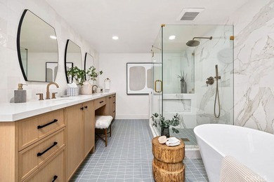 Glamorously designed S&S home in Goldenwest Estates. This - photo 22