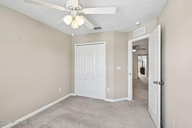 Move right into this beautifully maintained, one-owner townhome - photo 27