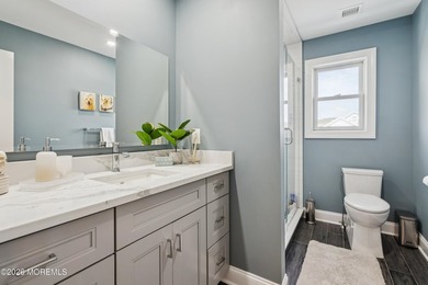 Experience luxury in this newly renovated, 5-bedroom, 3.5-bath - photo 14