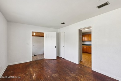 Charming and fully remodeled 2-bedroom, 1.5-bath home offering - photo 10