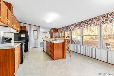 If you enjoy country relaxation, having ample storage, or - photo 3