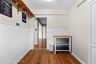 Why rent when you can own? Bright and spacious 1-bedroom co-op - photo 13
