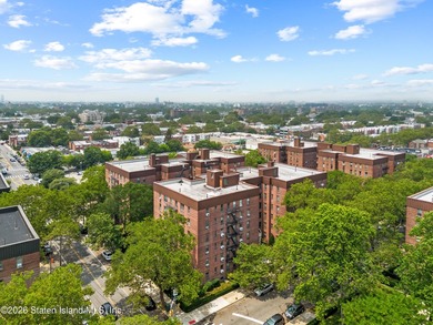 Why rent when you can own? Bright and spacious 1-bedroom co-op - photo 20