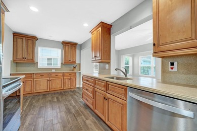 Immaculate and beautifully updated single-family home in - photo 7