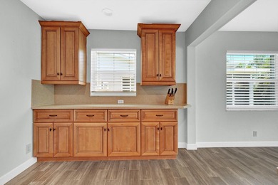 Immaculate and beautifully updated single-family home in - photo 8