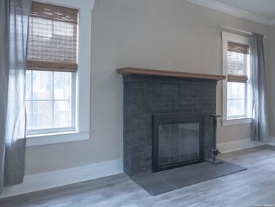 Timeless Charm in the Heart of Woodlawn Lake Discover the magic - photo 5