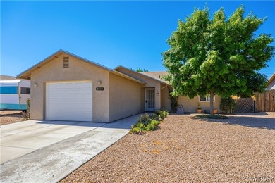 Thoughtfully designed for easy living, this adorable home offers - photo 1