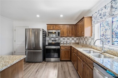 Thoughtfully designed for easy living, this adorable home offers - photo 7