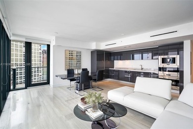 Experience unrivaled luxury & breathtaking panoramic views in