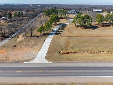 Set behind a sweeping private drive on 21.5 meticulously - photo 11