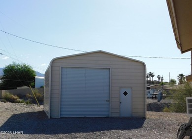 This home has character! 3 bedrooms 2 baths; Backs to a large - photo 2