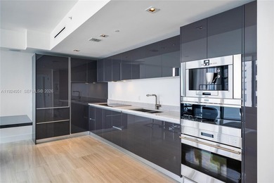 Experience unrivaled luxury & breathtaking panoramic views in