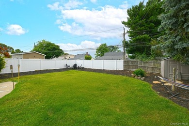 Welcome to this spacious five bedroom, three bath home - photo 17