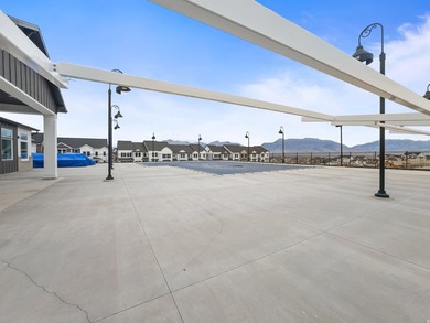 **SPECTACULAR CORNER CONDO BETTER THAN NEW! MOVE-IN READY!** - photo 17