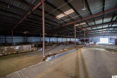 Great location with tons of potential right in the heart of Oak - photo 19